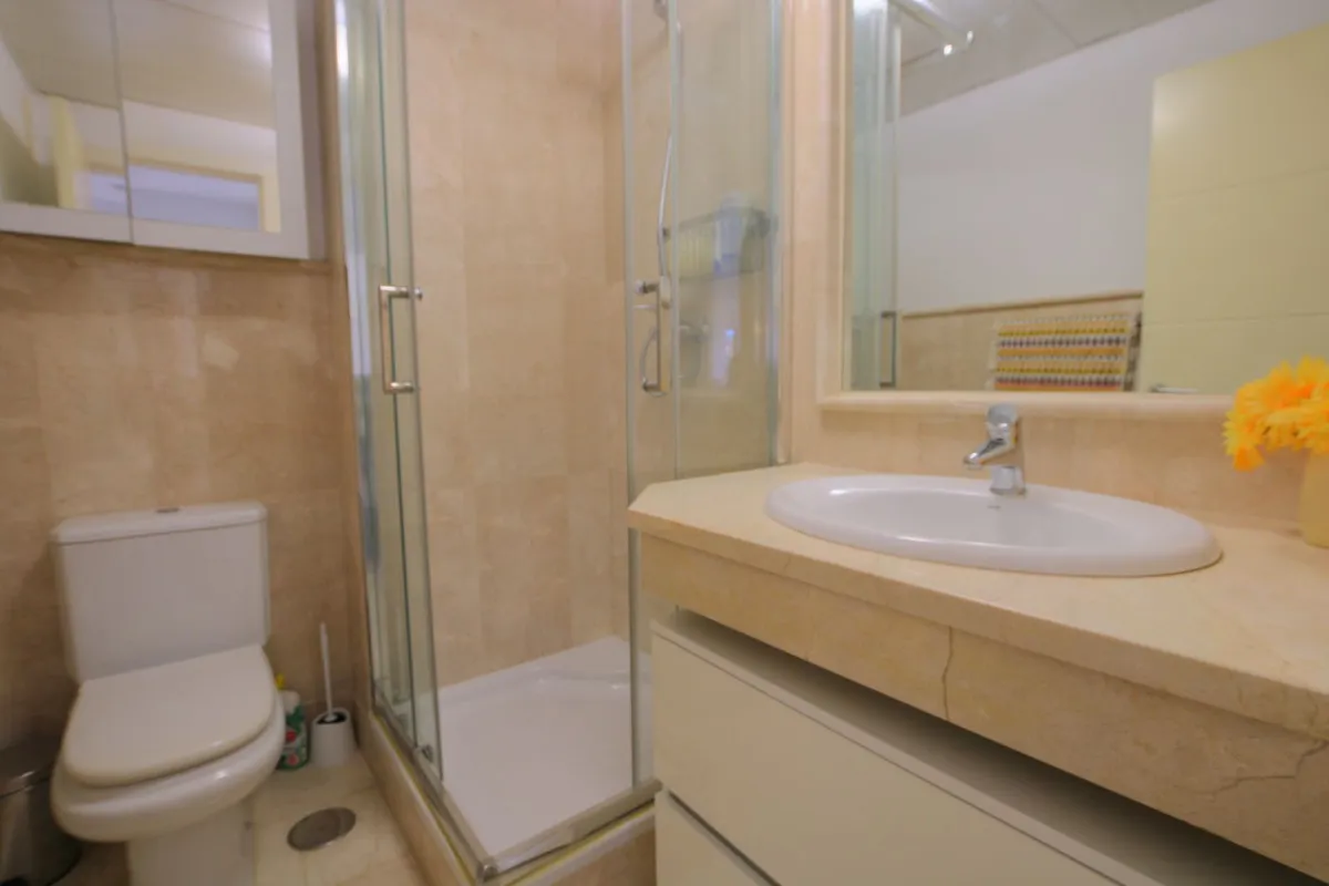 63b1a171-43cb-415f-b1b3-d83b842c8960