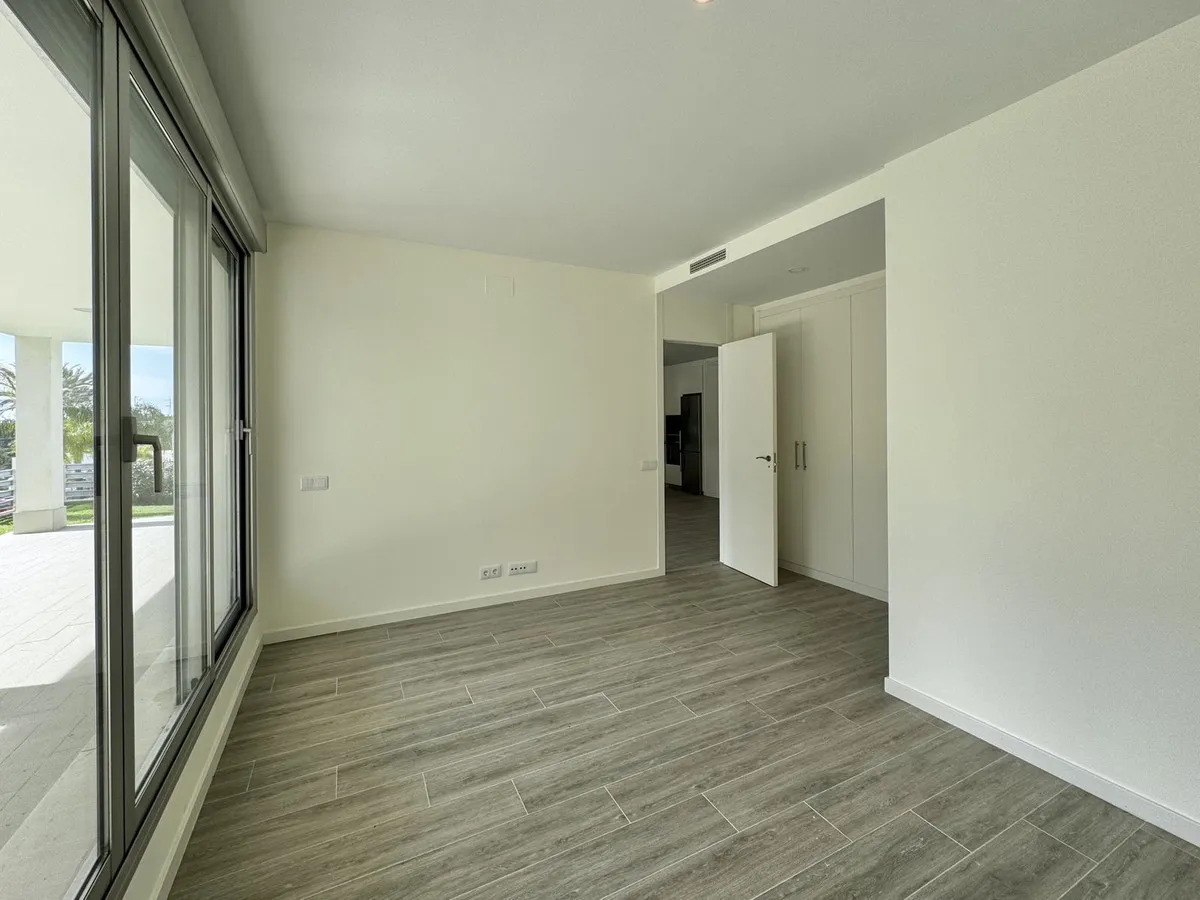 79a02a98-2e3e-48fc-a6aa-2f6b21c988ad