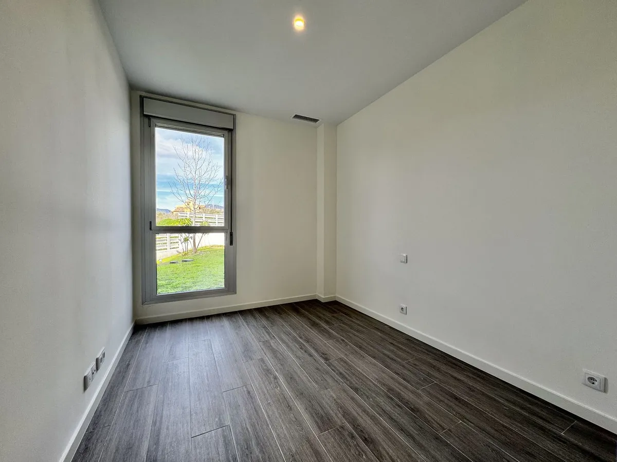 b670b8d0-d9cc-4166-a6f0-e8b2a885e0f0