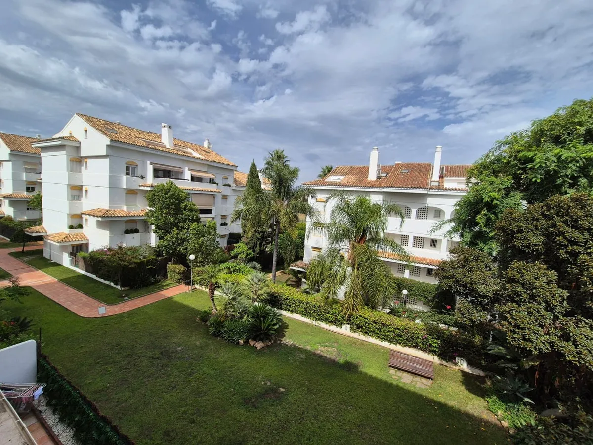 61772949-8a08-47fa-b5e9-d87e8f631f9c