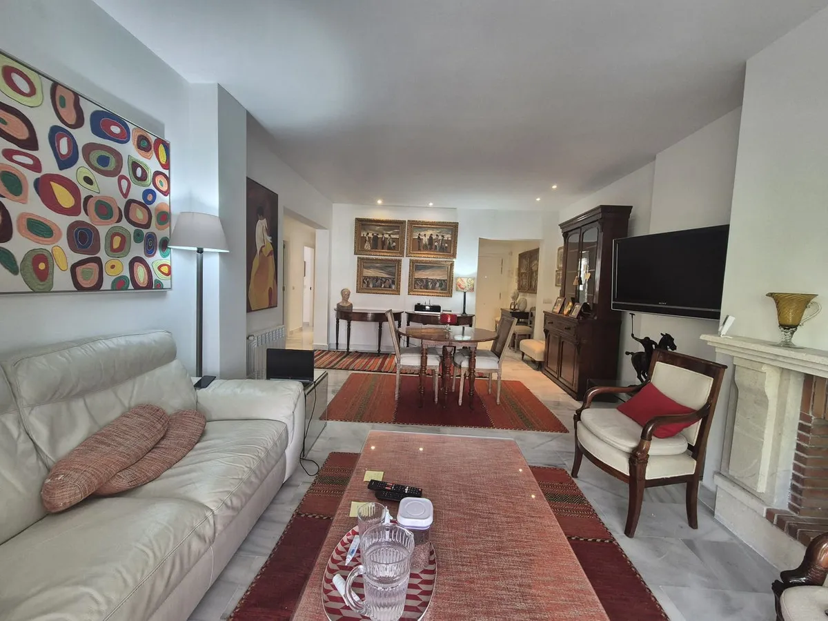 9de158b8-6222-444b-8c08-c405582c3d3a