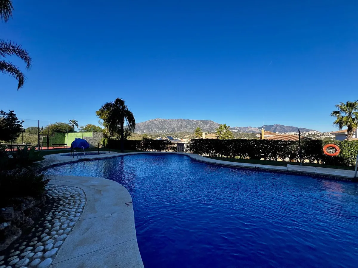 20b313af-08e9-4749-8270-7a5c322c4594