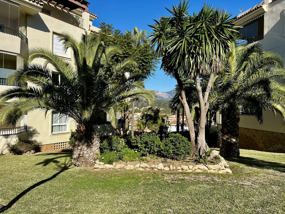 a77e1f16-7485-4401-9e57-a51605e52cbb