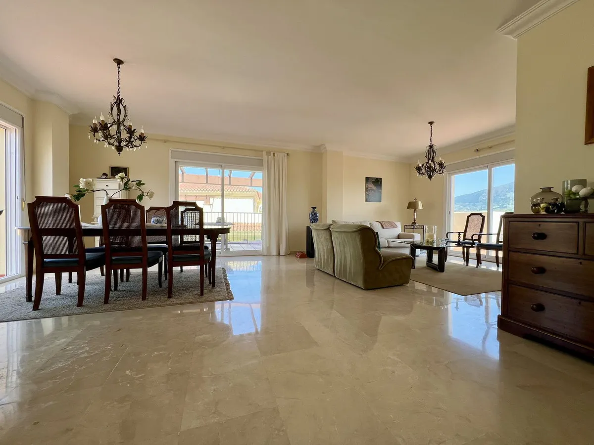 cbdf7ec6-4df7-4933-95bb-f4f092f94305