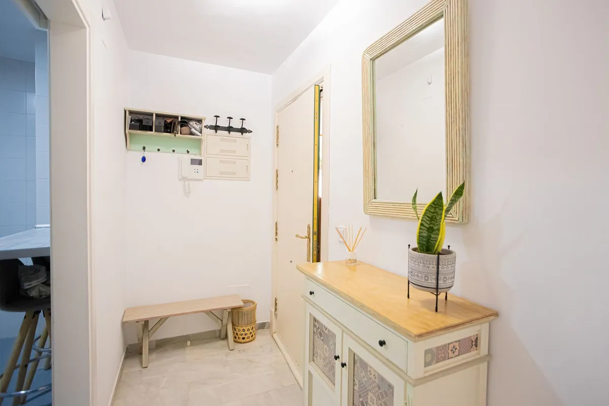 143dd563-a676-4035-8eda-966f1e447c02