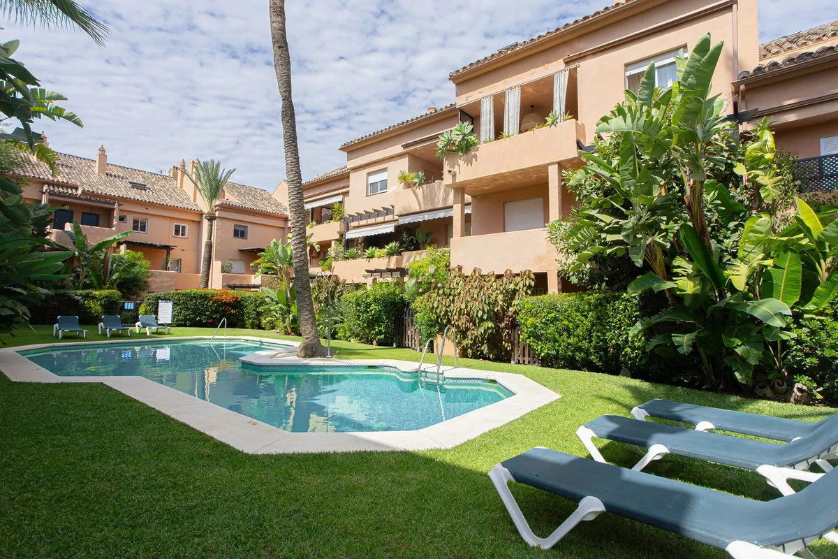 29adff09-7d31-480d-933e-de69d1026b94