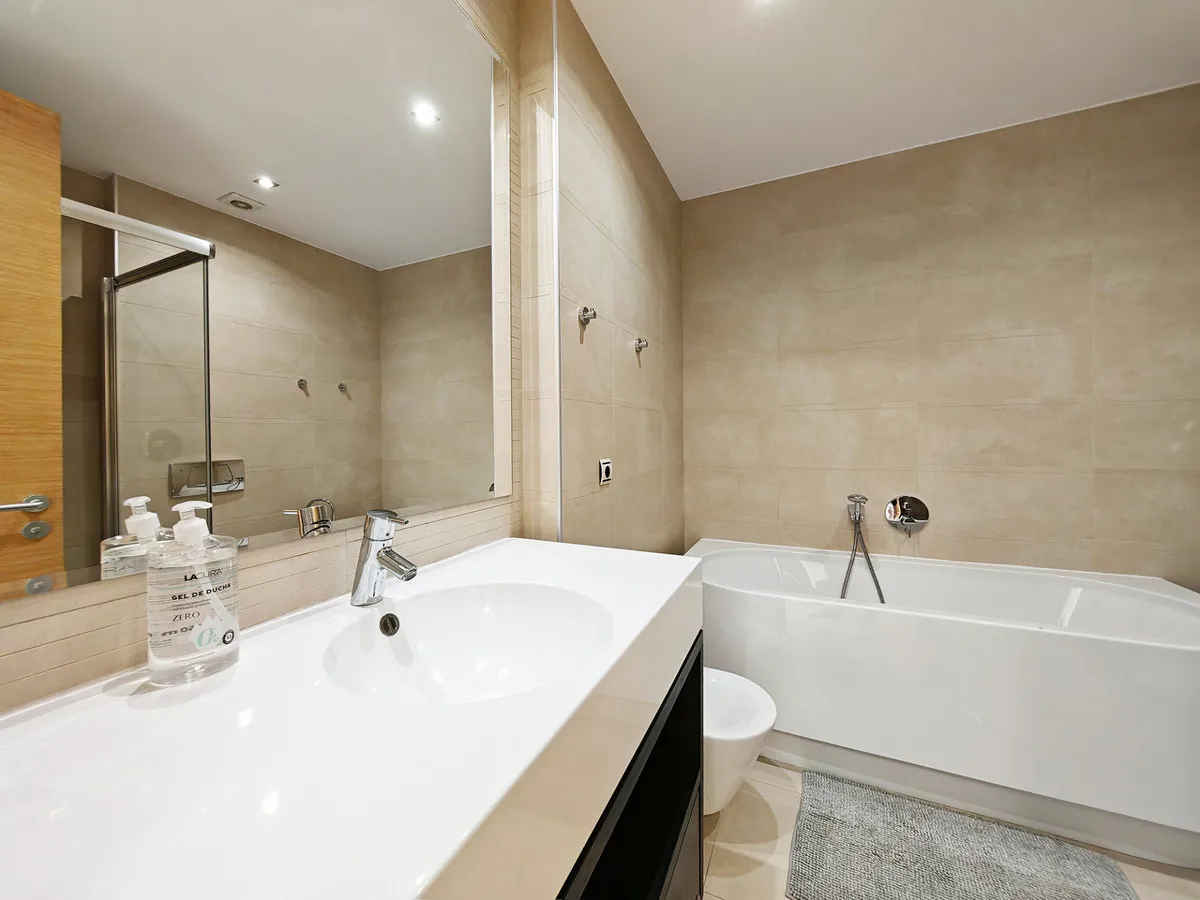 b6a103be-ffc6-4185-9ce2-080f420396dd