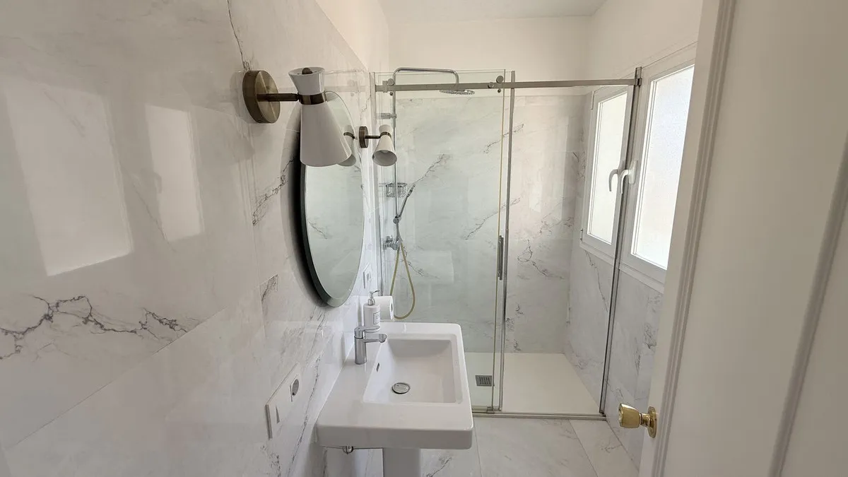 46ad1ee0-328e-4cf3-81ec-4971432fa5e9