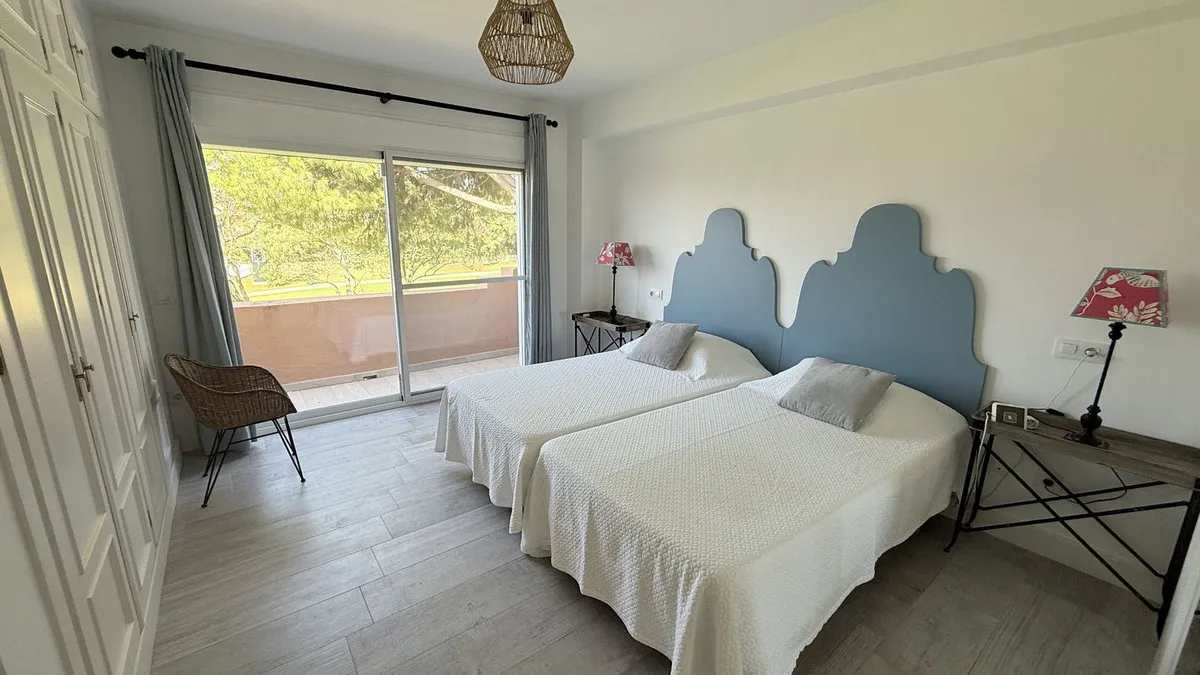 5cf97da7-0240-46e2-99d9-c39452973d7a