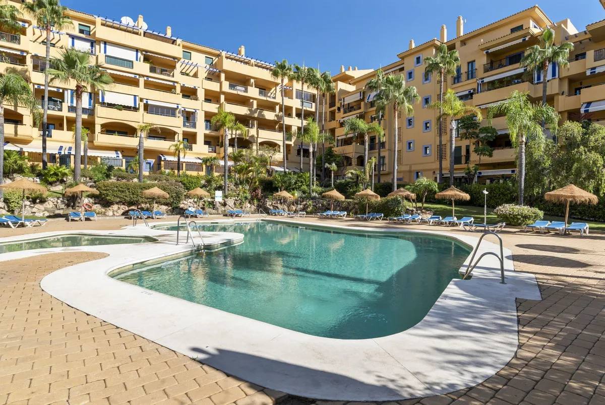 17fa27c8-c56b-4aa4-ade7-e001f3d6cfb7