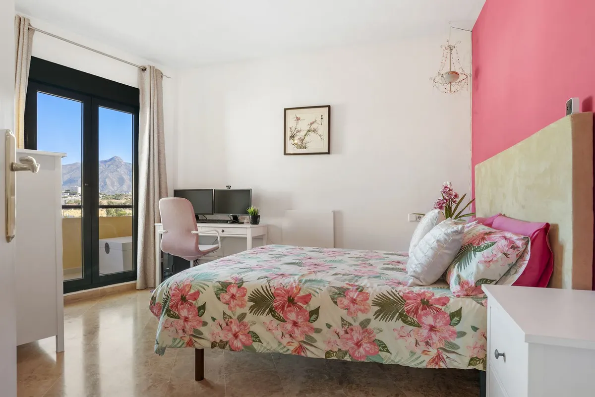 24f3a683-b8cd-4196-bb7c-73a45706a5cb