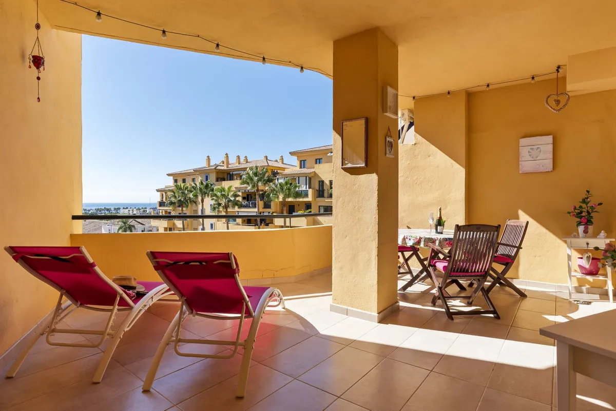 4cb74336-310a-42ad-8f52-ace666eb0a08