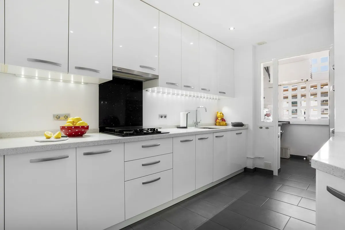 74b48750-8db5-43ca-847d-9104bab9df3d