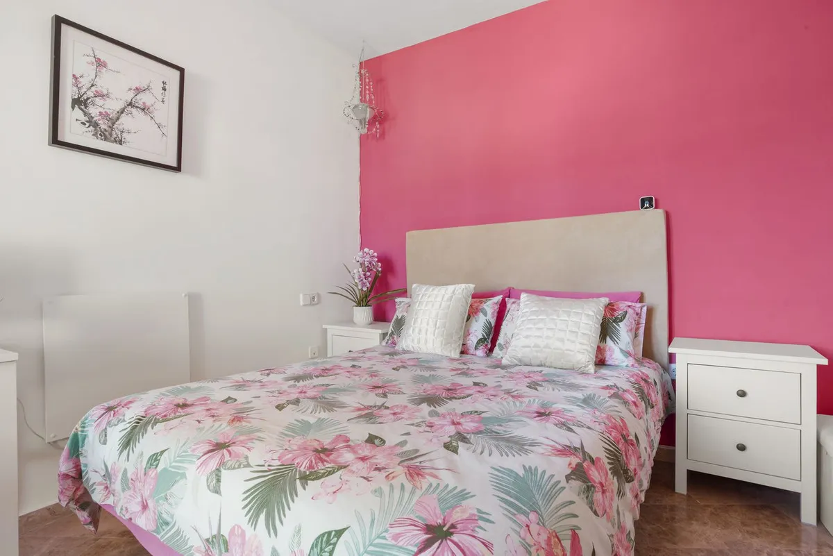 a431a328-d1a1-4f4b-b689-85fffedc992d