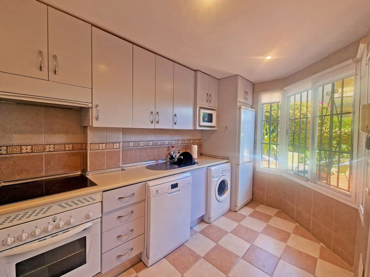 a884b8cb-f395-4760-ae01-5d959d551374