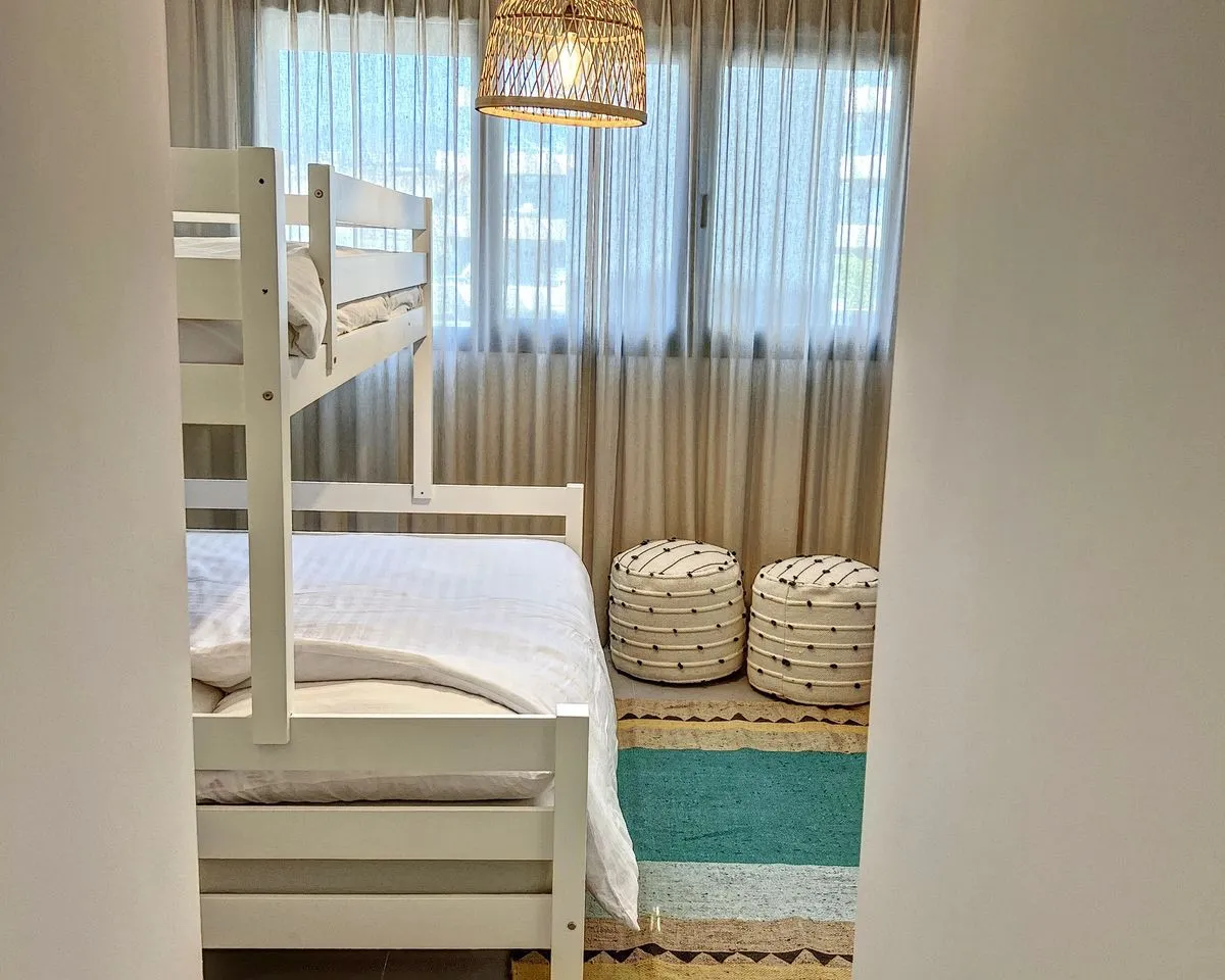 0a1b5da9-e17f-422f-95e7-a86ef387e1c9