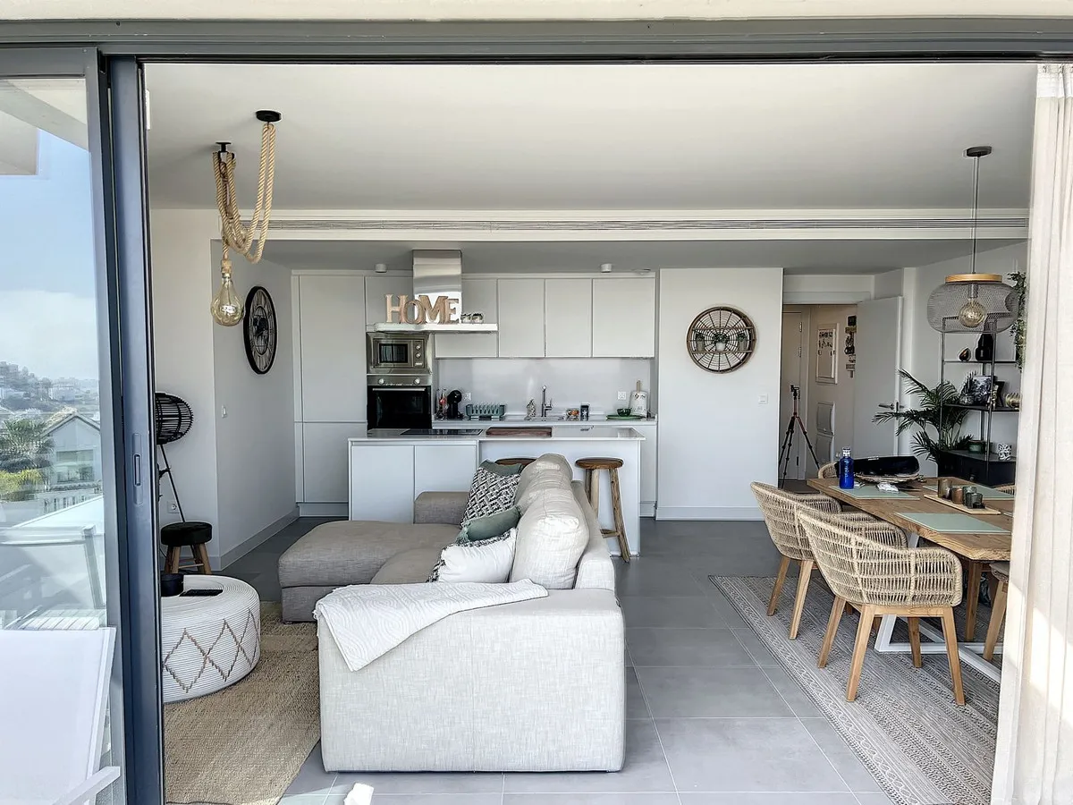 8e287202-3dc8-4703-8fef-9a520676e770