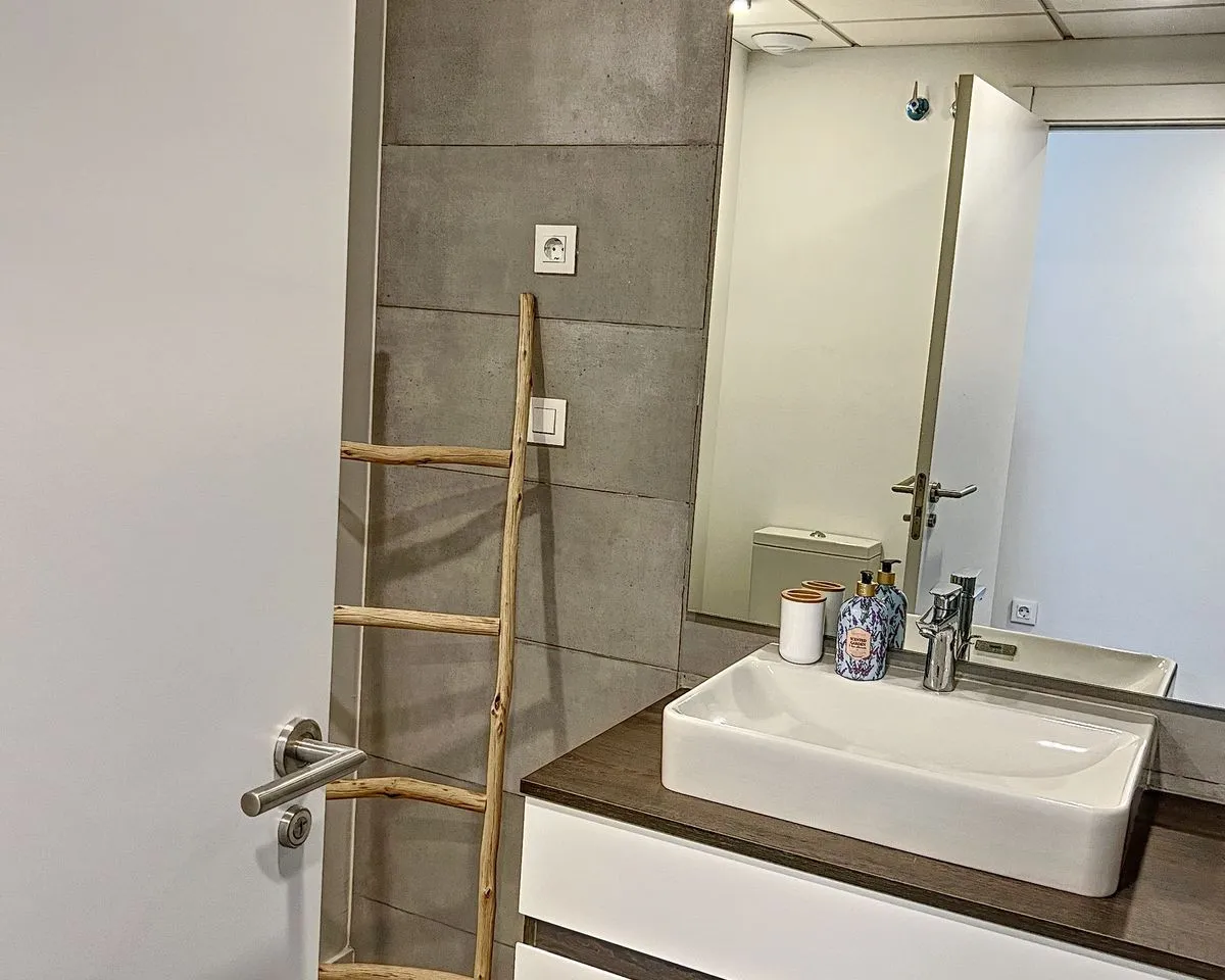 9631f06d-9b3a-40eb-aa15-a38ebc389c50