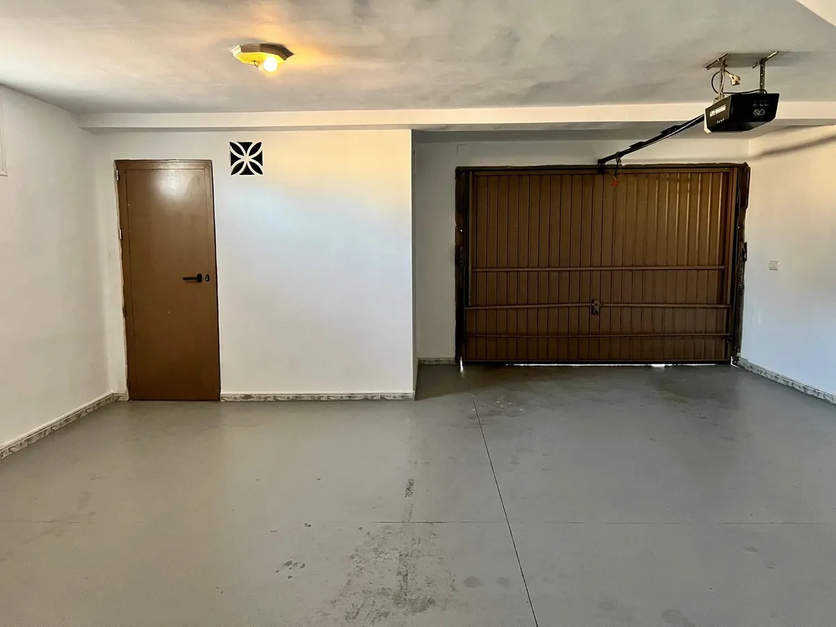 2e98fc09-704a-4fad-9a62-2426efb47ce8