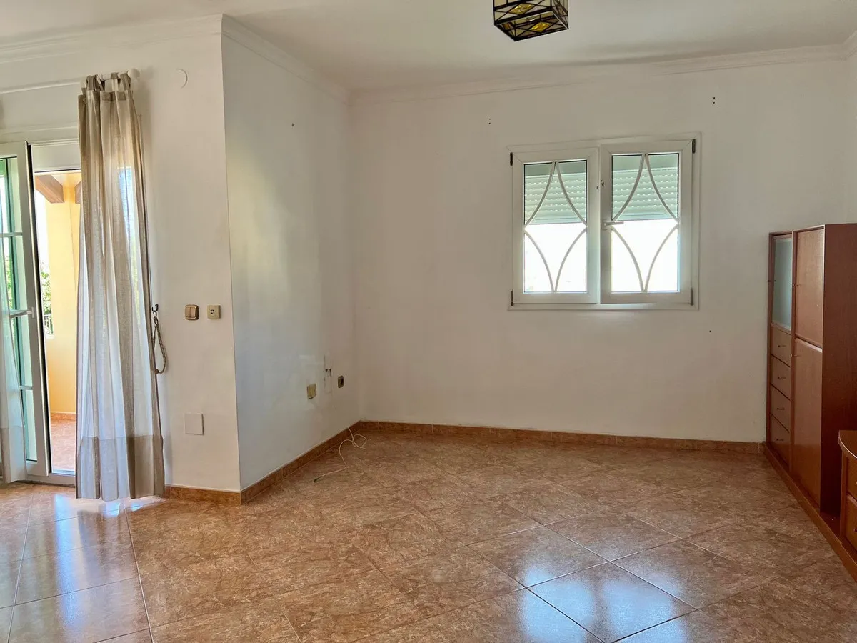 65d23dfd-7eec-4a77-b7c7-36ffa07674b0