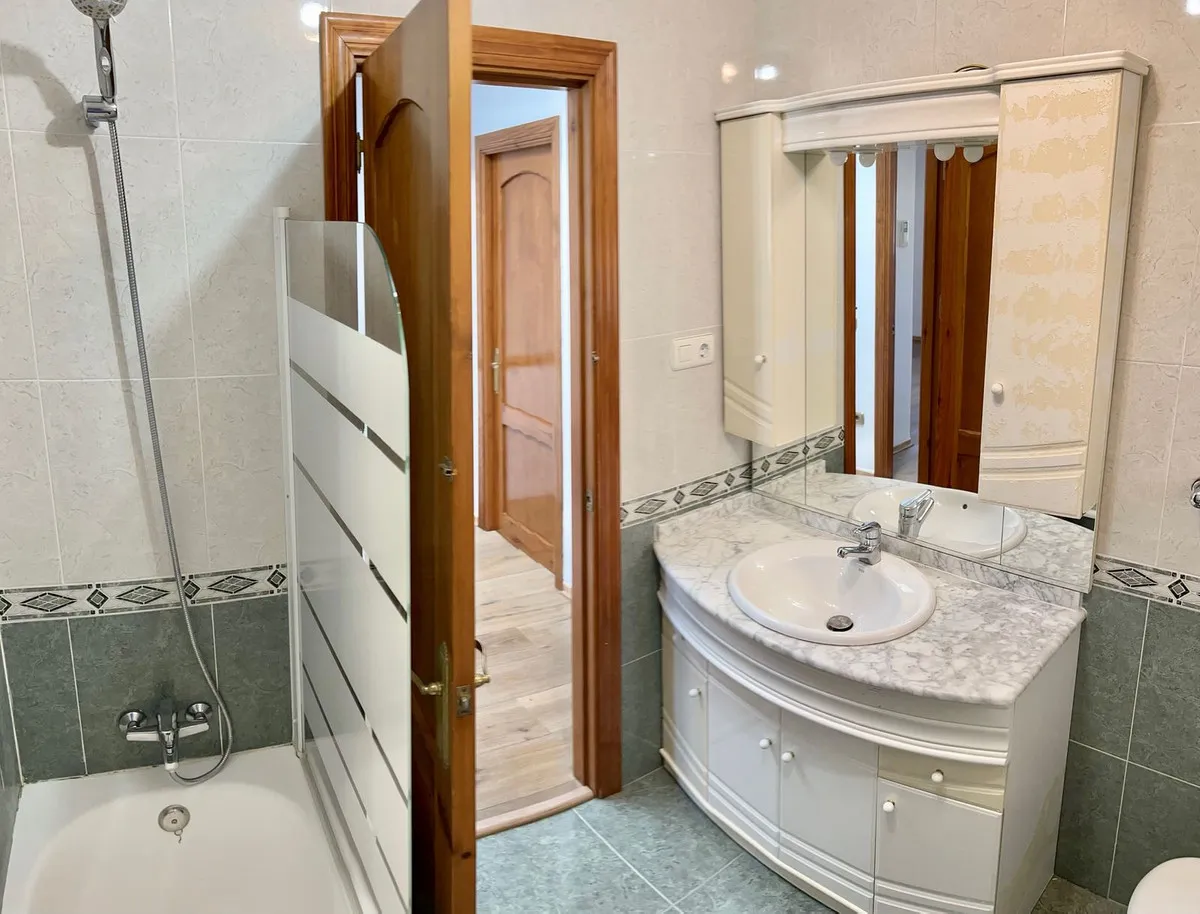 98e06d19-ac49-44db-90a7-9115de3b6652