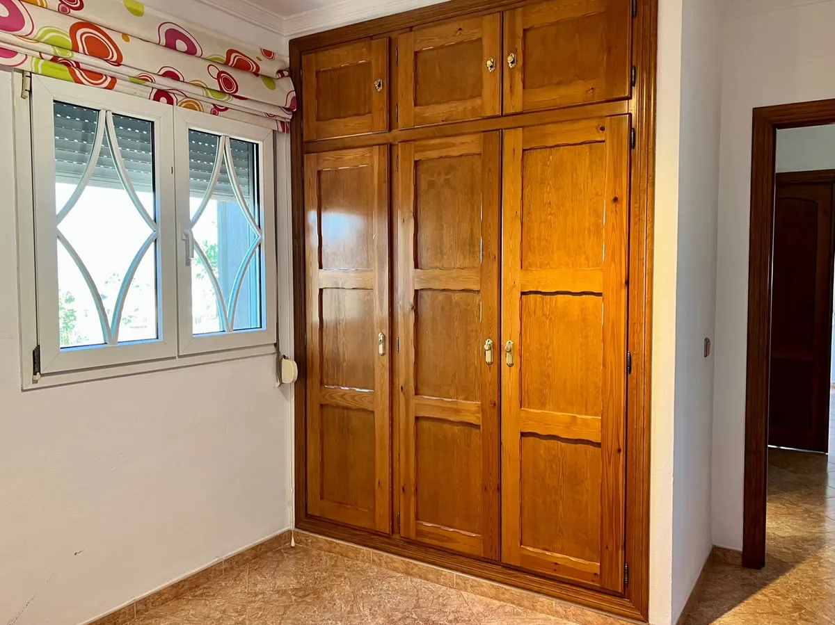 c6e4daab-1f06-48a2-8eaf-b290ad197363