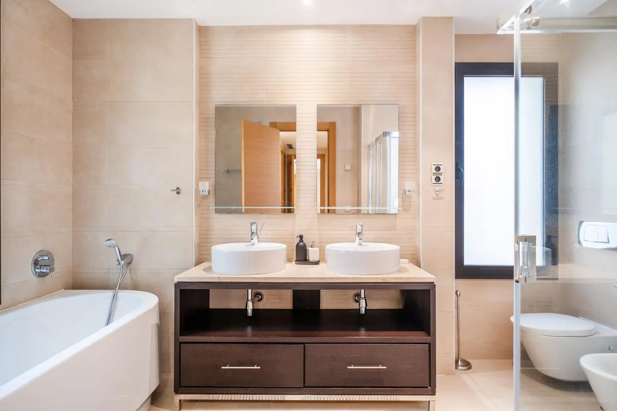 96b38d63-88ba-45d7-a1f9-be9916a0c44c