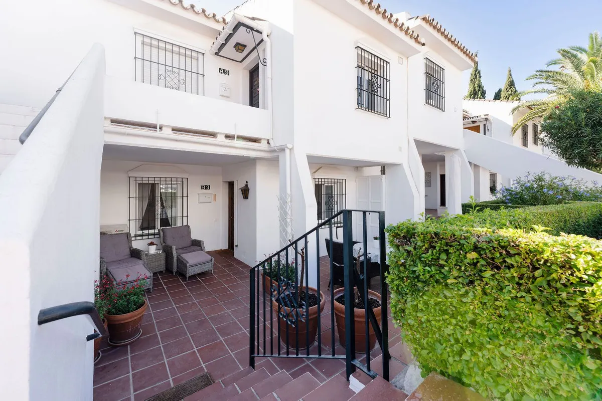 42812586-1c2e-4707-bd70-c474f52a9eb2