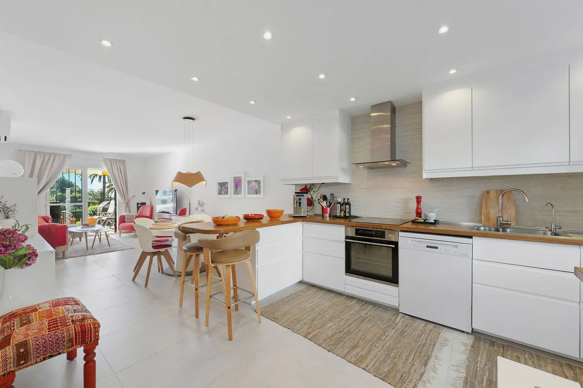 683f6bc4-e701-46ac-9450-6d4939a30bf3