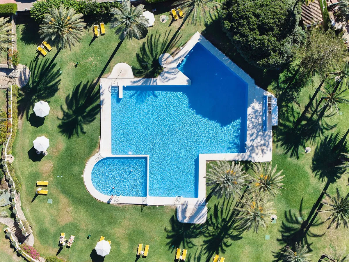 c55da581-c584-451c-a224-1b97a6ddfa24