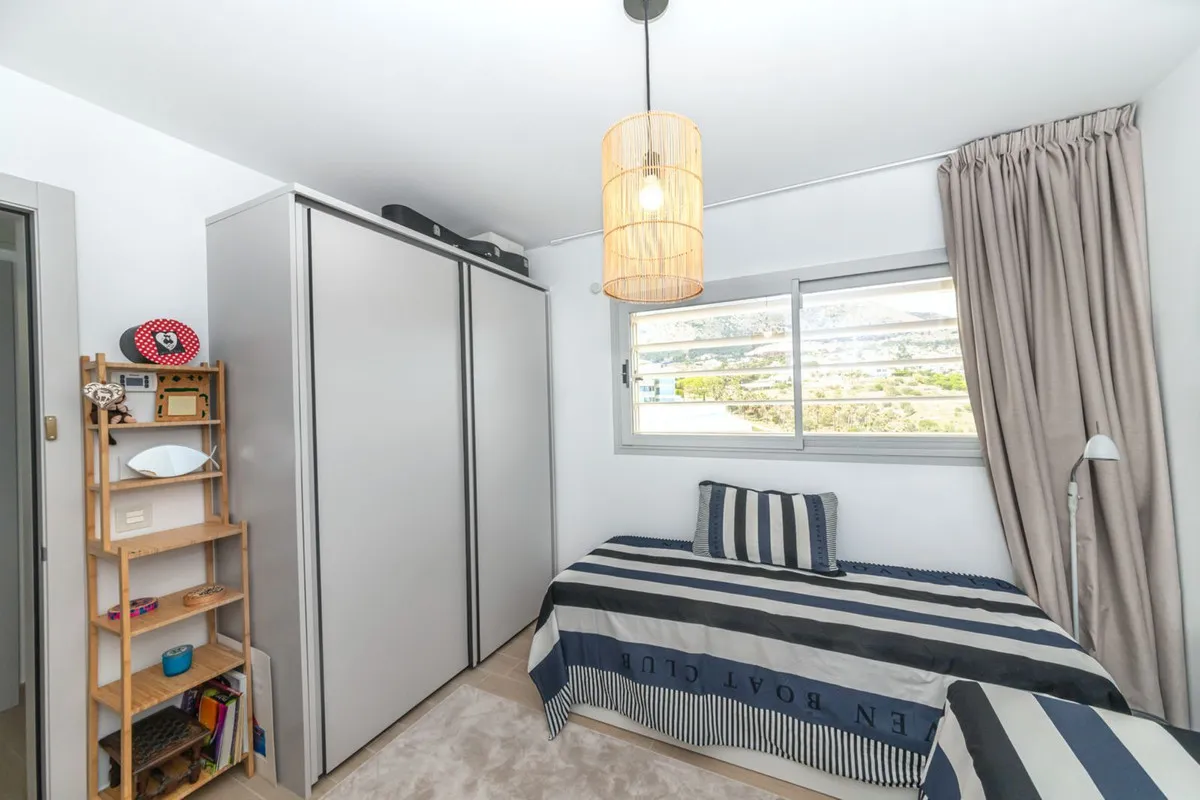 398487a0-210b-451d-91d9-bc9fecc6fe28