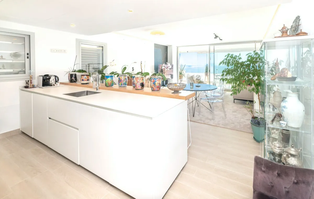 bcb89a21-78d6-4b73-9ed7-f51a0f021cbd