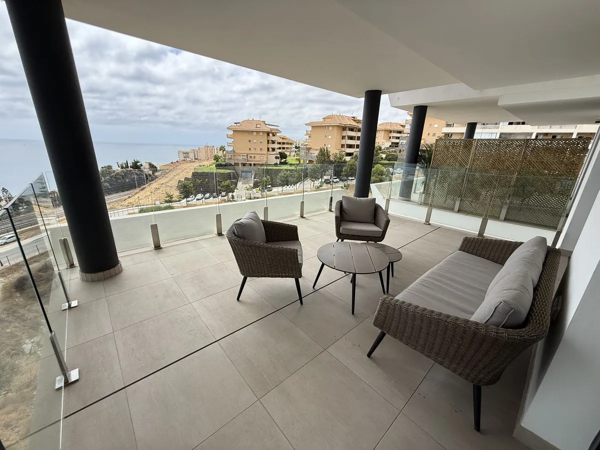 8d04d1e8-4889-401c-9627-10951c877b50