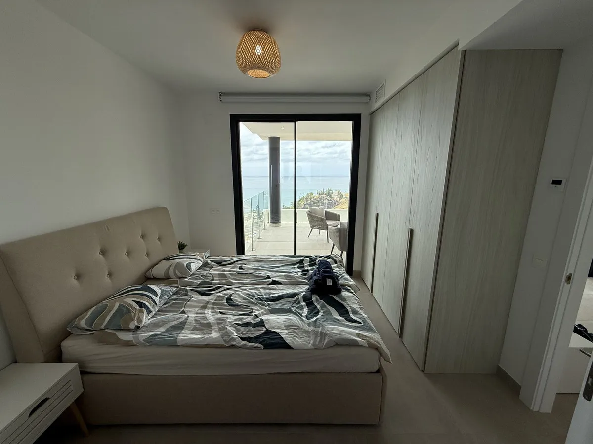 a8597d9a-81bf-48ff-8316-0a91e35b314e