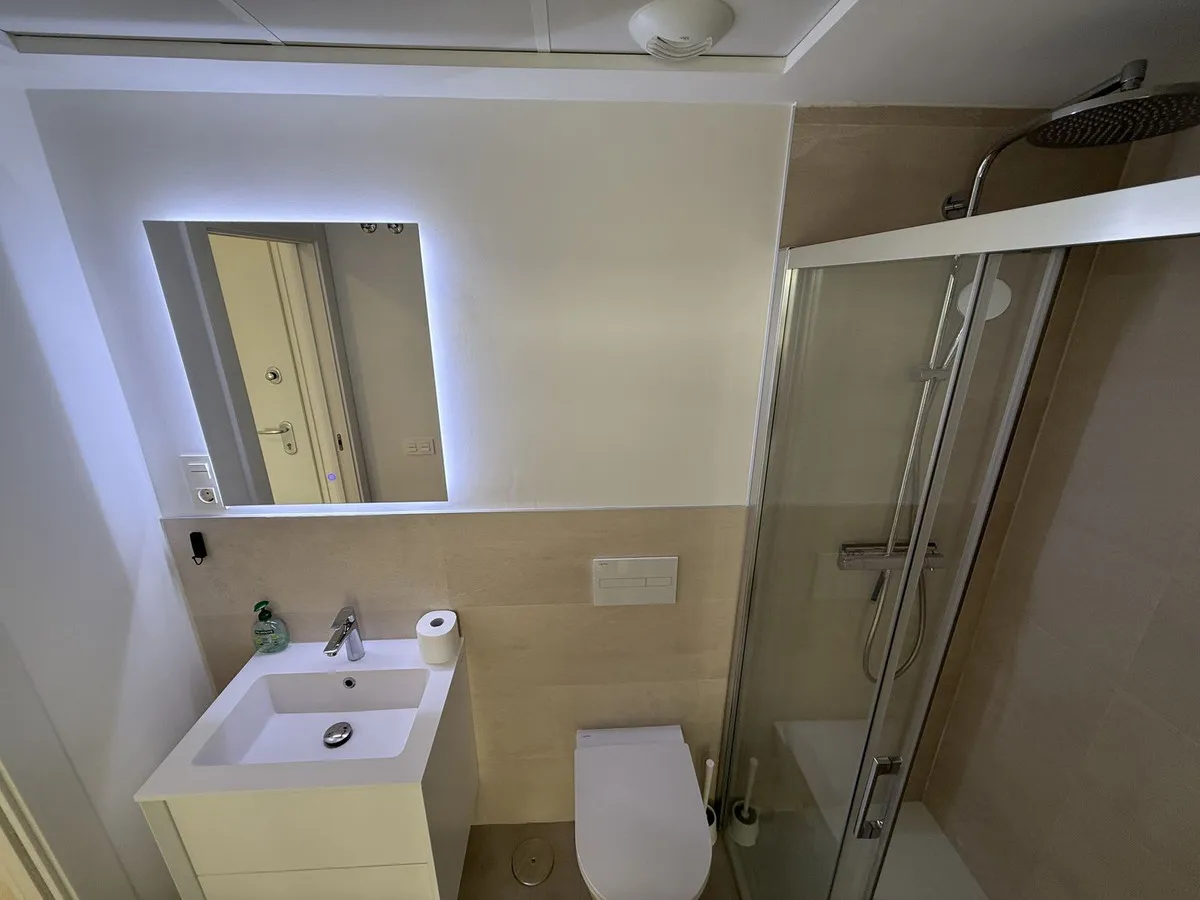 fb3de03c-11b1-4f10-b543-8ce9196dbfb2