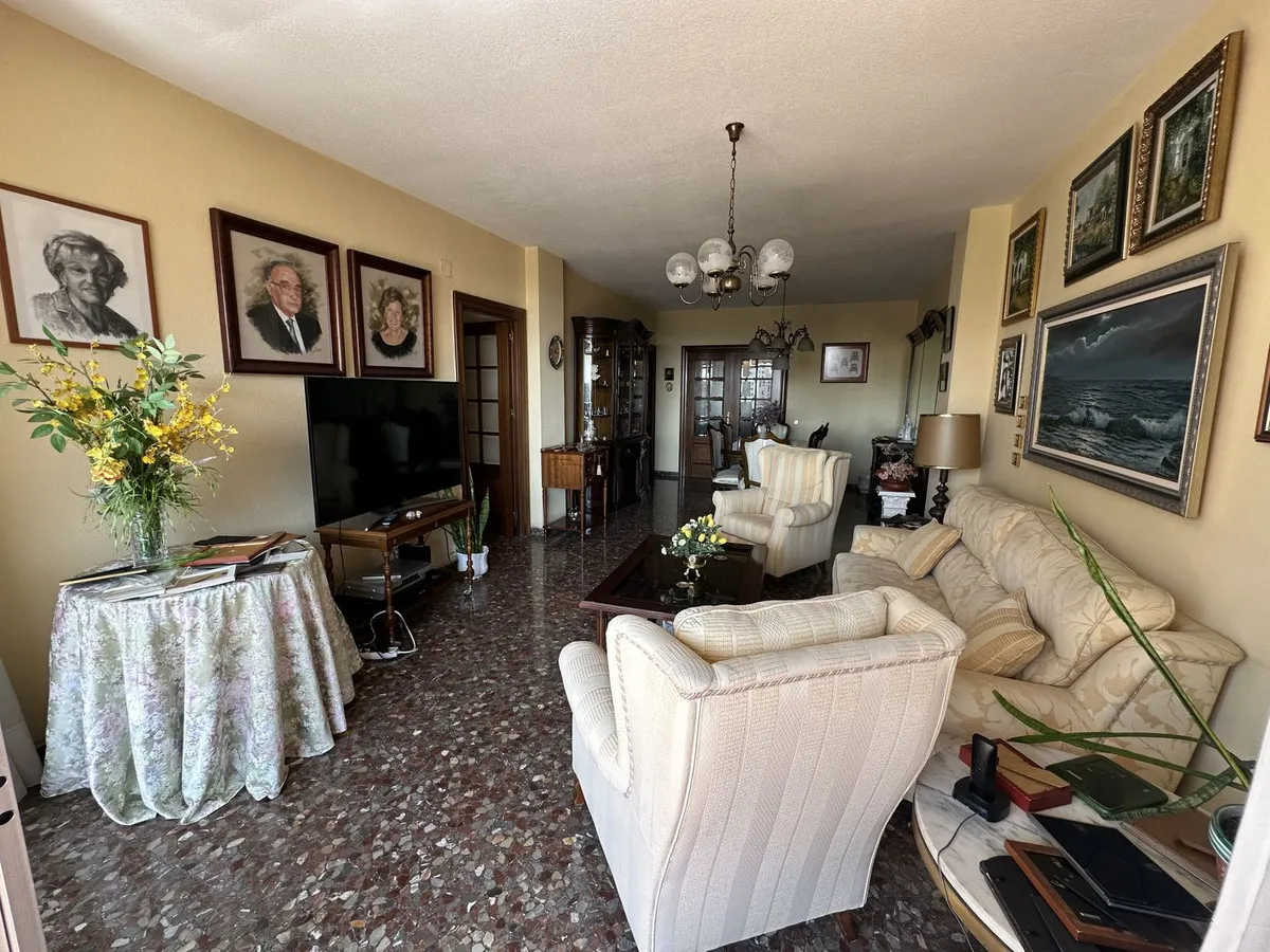 1effdbdc-207e-4d68-b8b6-1cbd3c00241b