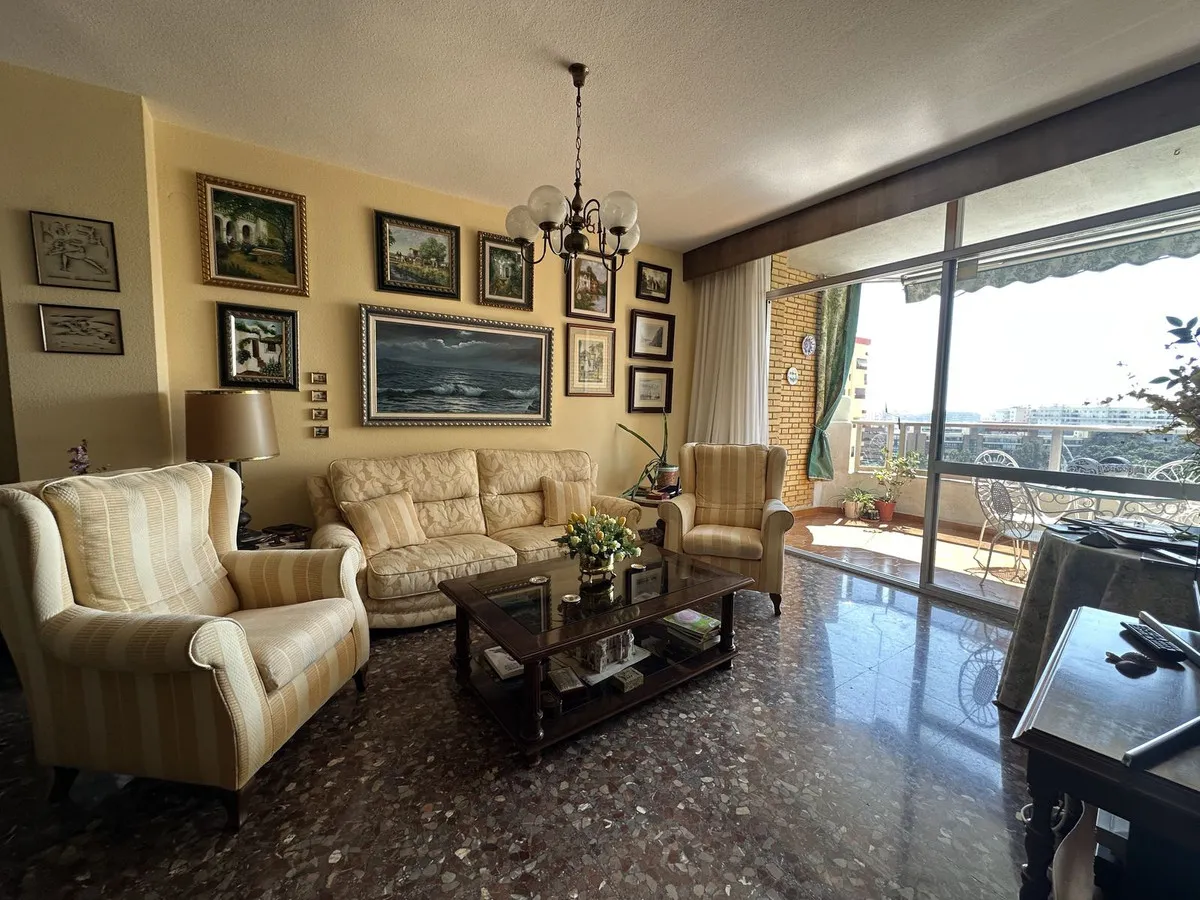 6df64f17-1af4-4ffc-854b-7100e84876fd