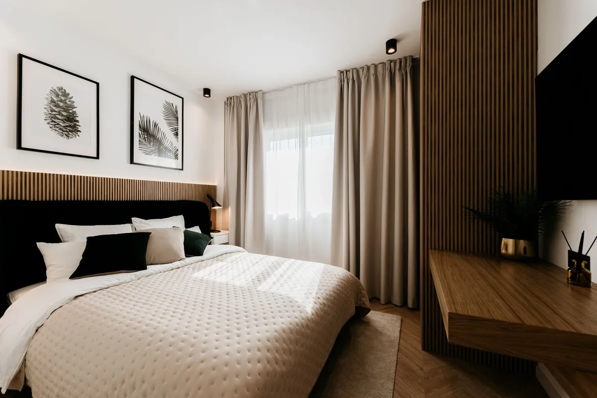 6dbdfa82-7132-4366-924b-f08687040f7b