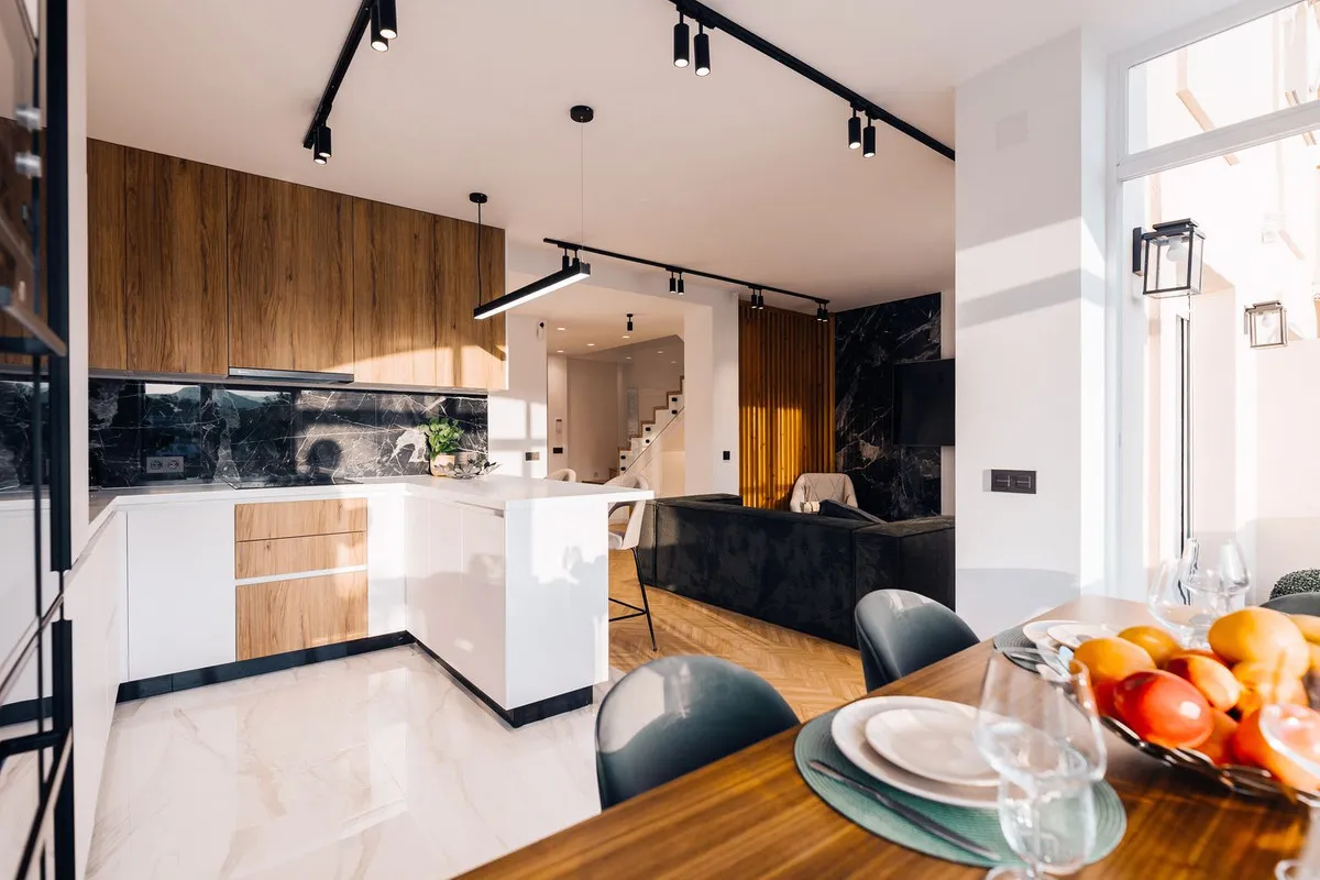 e32b53af-d220-4693-acee-e27edd82f98b