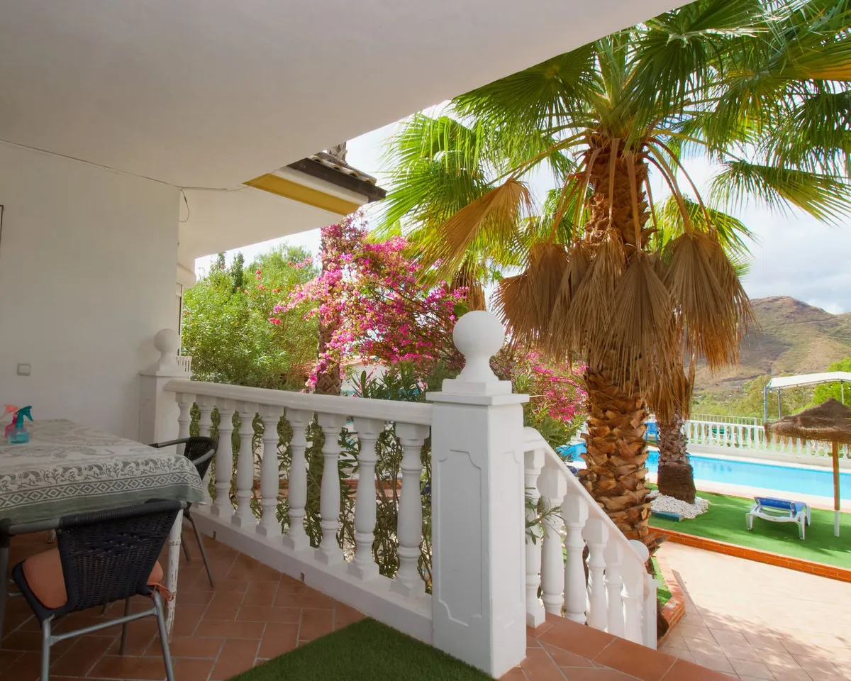 27de9563-d281-4583-9e8f-1bb2da3fd209