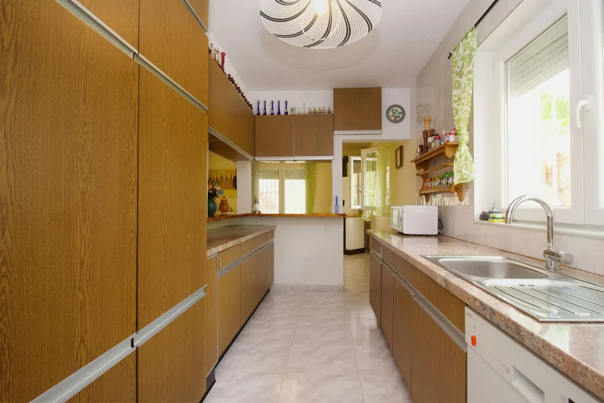 63cc3187-8f83-483f-b84a-7febbfea7f2f