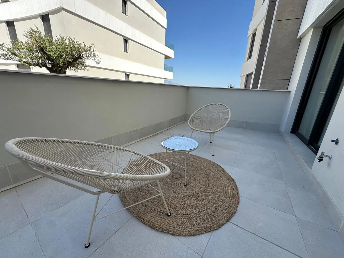 ad0c232e-1017-4989-ab28-1f7b2783bdd2