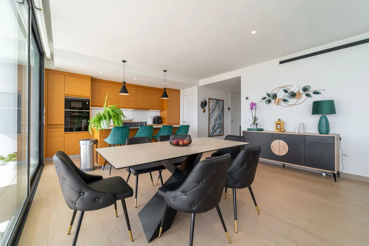 1f0cd499-e5a3-4879-8c14-8702e854a65a