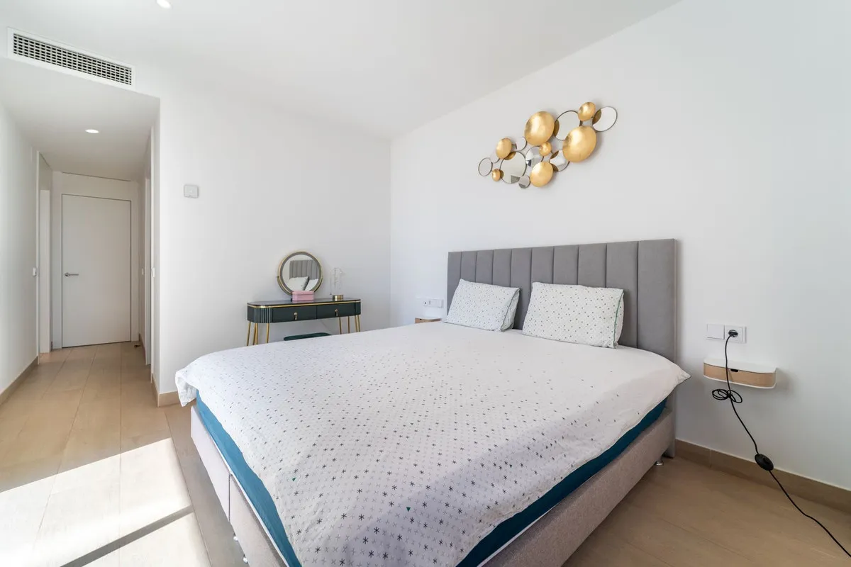 725f0fa5-fe1c-4ba2-974e-ceff8a72edc0