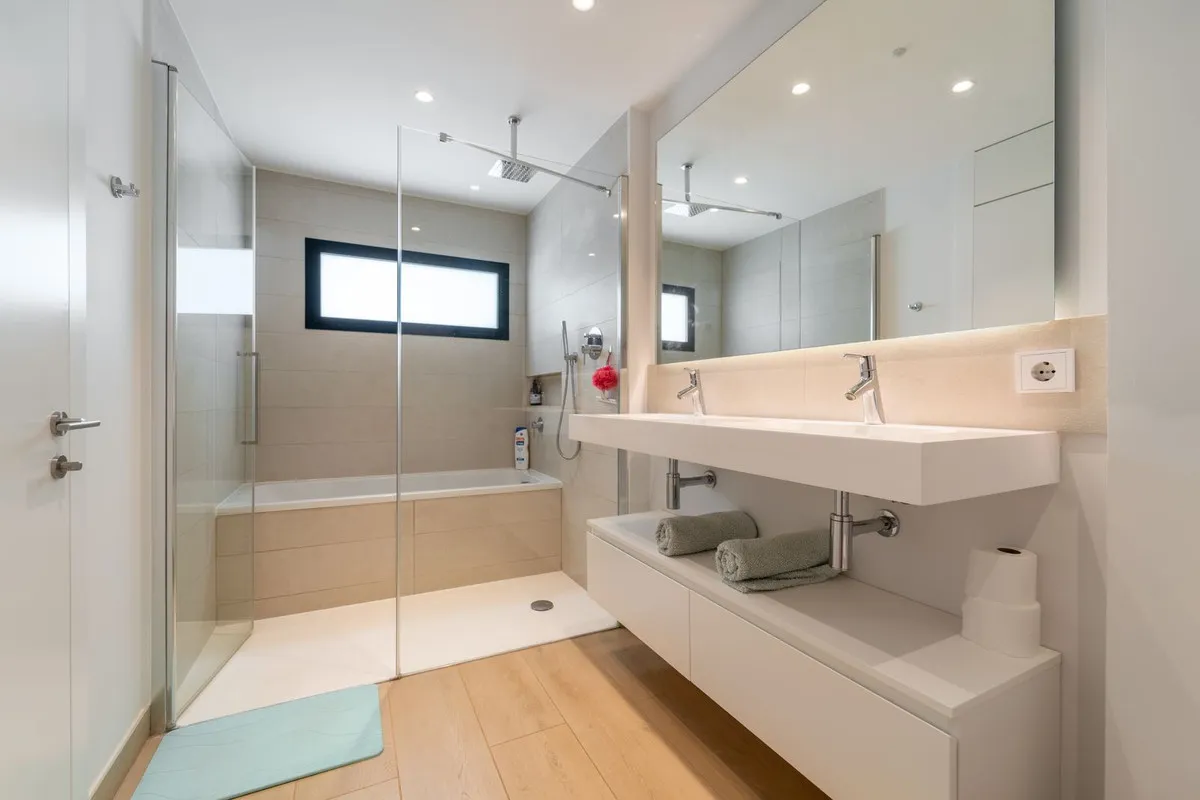 eabfca4c-96fb-4345-add1-21cee0857255