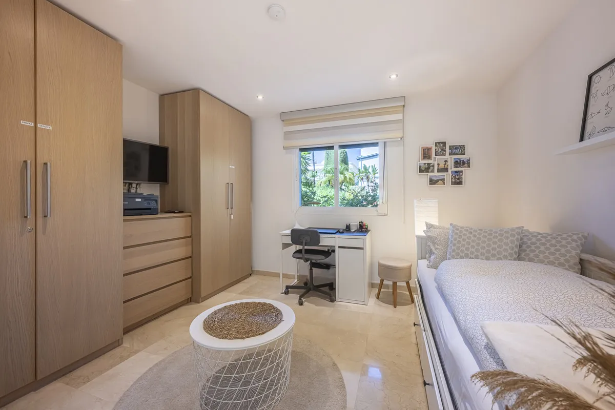 08b353fa-8ece-4de1-aa4b-0ffcd917236b