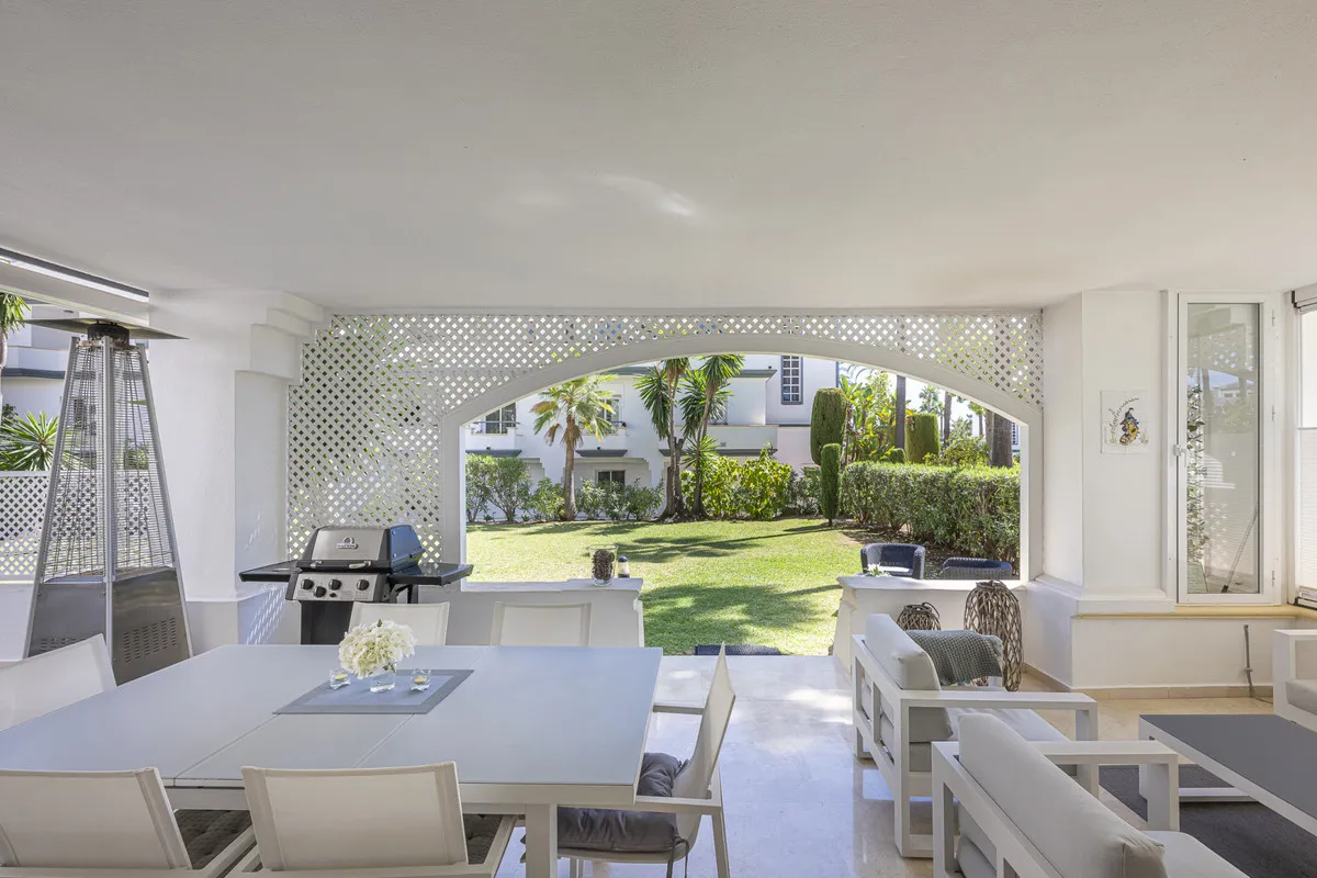 37d2c584-86b3-411c-9750-ba6c947e1d74