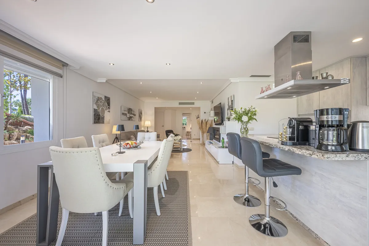 7b35d149-fe6b-4d7b-b401-52cdaac3327d