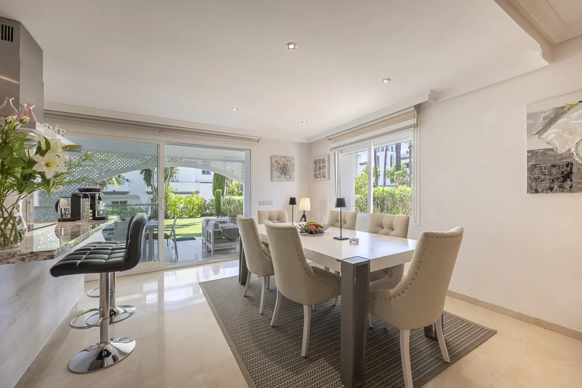 854f44b2-cafc-48a2-bb88-16513e2606d6