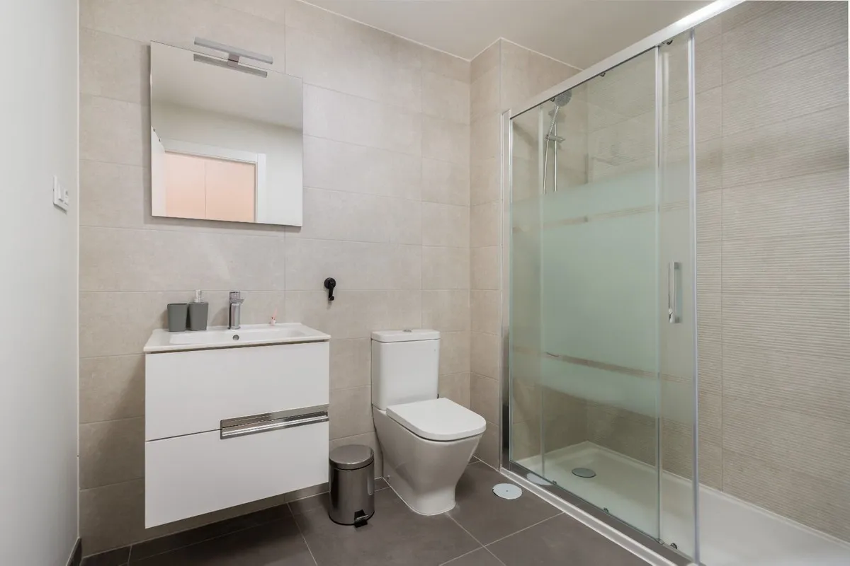 b0b7ddbc-50e4-4d6b-bb54-cc94e431a1f9